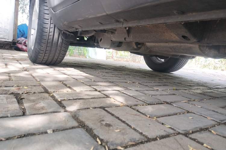 Used Chevrolet Captiva 2014 2.4L Two-Wheel Drive Urban Version 7 Seats Chassis Rear Right