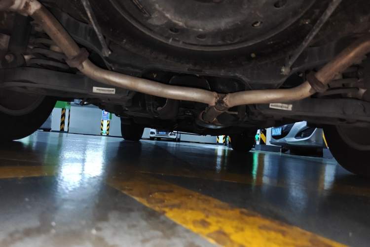 Used Chevrolet Captiva 2014 2.4L Two-Wheel Drive Urban Version 7 Seats Chassis Rear