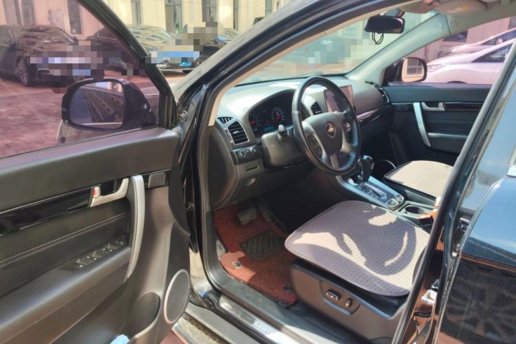 Used Chevrolet Captiva 2014 2.4L 4x4 Flagship Edition 7 Seats Driver Seat