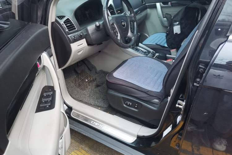 Used Chevrolet Captiva 2014 2.4L Two-Wheel Drive City Edition 5 Seats Driver Seat