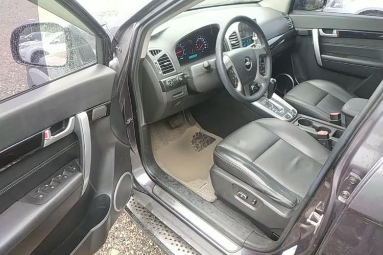 Used Chevrolet Captiva 2014 2.4L 4x4 Flagship Edition 7 Seats Driver Seat
