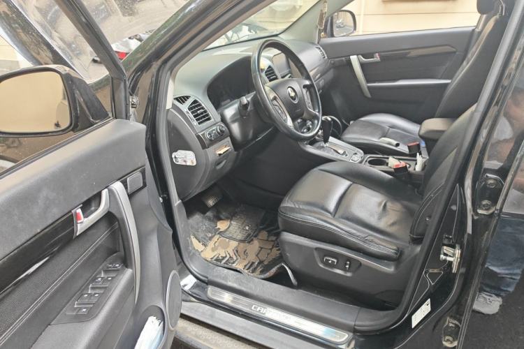Used Chevrolet Captiva 2014 2.4L 4x4 Flagship Edition 7 Seats Driver Seat