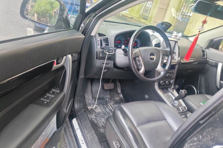 Used Chevrolet Captiva 2014 2.4L 4x4 Flagship Edition 7 Seats Driver Seat