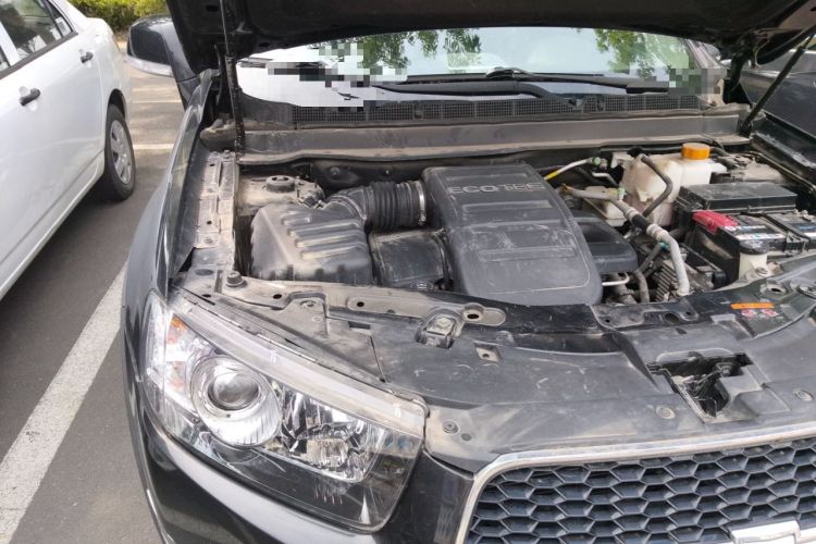 Used Chevrolet Captiva 2014 2.4L 4x4 Flagship Edition 7 Seats Engine Bay Right