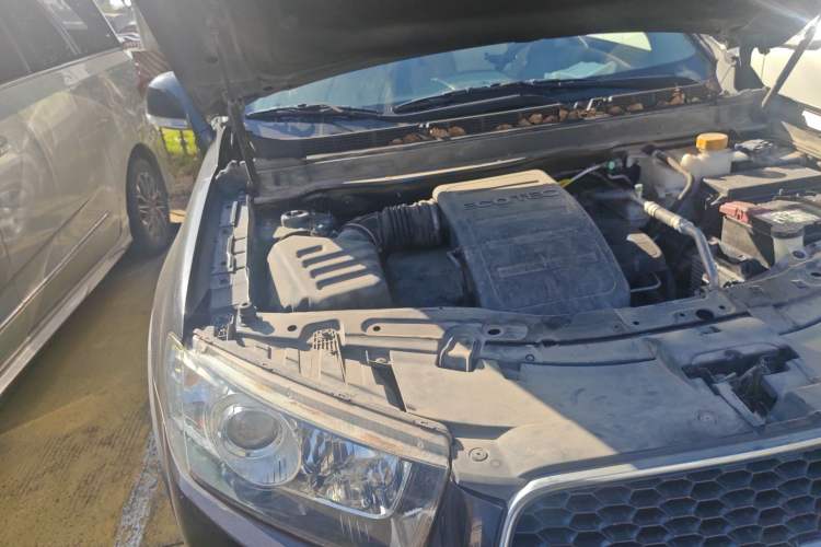 Used Chevrolet Captiva 2014 2.4L Two-Wheel Drive City Edition 5 Seats Engine Bay Right