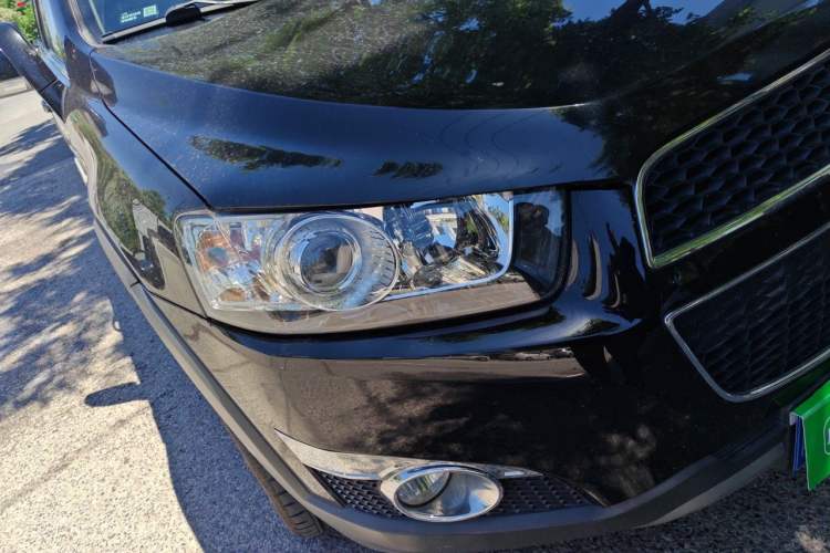 Used Chevrolet Captiva 2014 2.4L 4x4 Flagship Edition 7 Seats Exterior 6