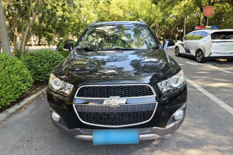 Used Chevrolet Captiva 2014 2.4L 4x4 Flagship Edition 7 Seats Front