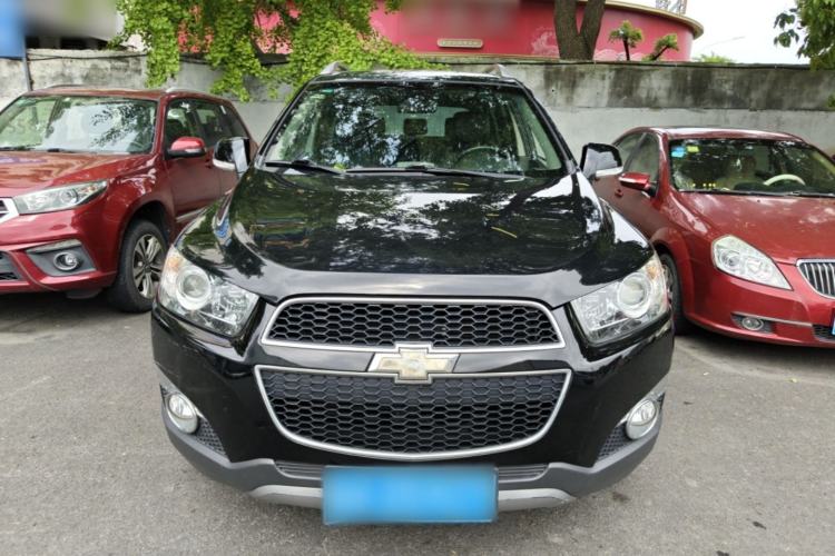 Used Chevrolet Captiva 2014 2.4L 4x4 Flagship Edition 7 Seats Front