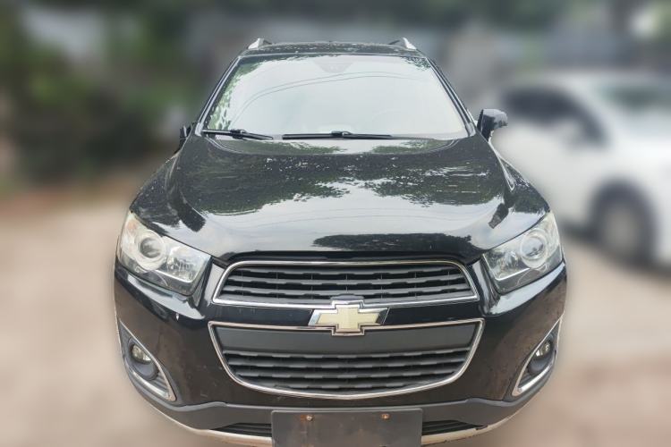Used Chevrolet Captiva 2014 2.4L 4x4 Flagship Edition 7 Seats Front