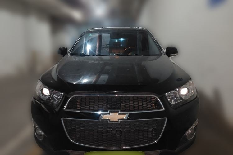 Used Chevrolet Captiva 2014 2.4L 4x4 Flagship Edition 7 Seats Front