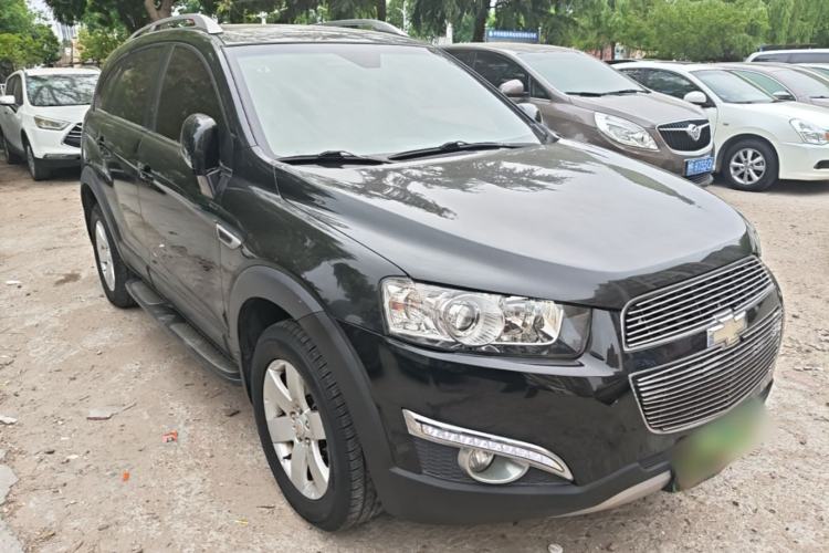 Used Chevrolet Captiva 2014 2.4L Two-Wheel Drive City Edition 5 Seats Front Right 45 Deg