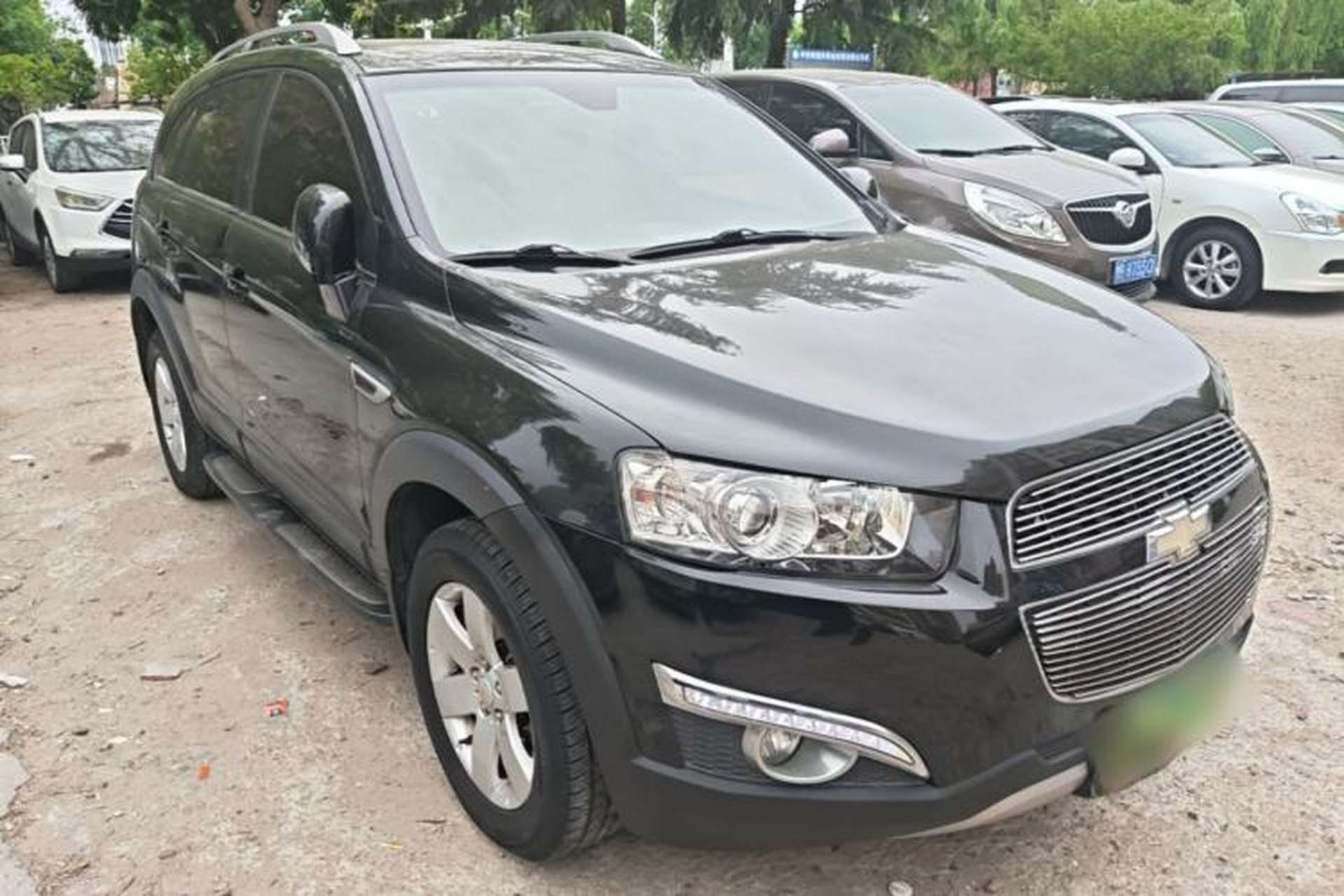 Used Chevrolet Captiva 2014 2.4L Two-Wheel Drive City Edition 5 Seats Front Right 45 Deg