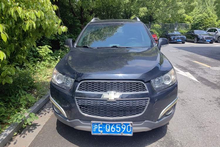 Used Chevrolet Captiva 2014 2.4L Two-Wheel Drive Urban Version 7 Seats Front