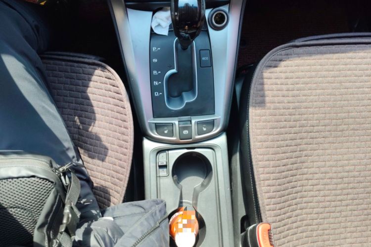 Used Chevrolet Captiva 2014 2.4L 4x4 Flagship Edition 7 Seats Gear Lever