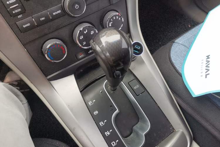 Used Chevrolet Captiva 2014 2.4L Two-Wheel Drive City Edition 5 Seats Gear Lever
