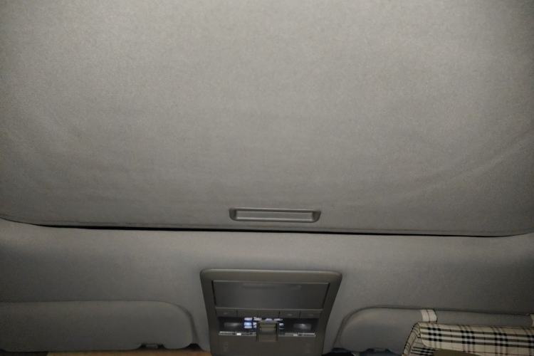 Used Chevrolet Captiva 2014 2.4L 4x4 Flagship Edition 7 Seats Headliner