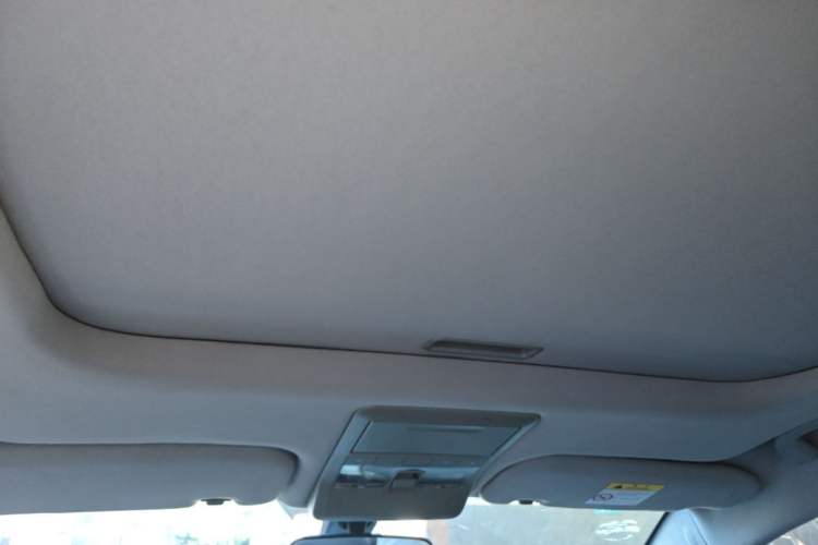 Used Chevrolet Captiva 2014 2.4L 4x4 Flagship Edition 7 Seats Headliner