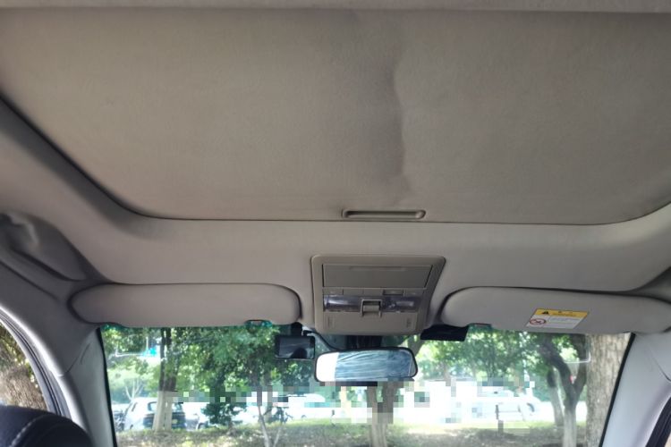 Used Chevrolet Captiva 2014 2.4L Two-Wheel Drive Urban Version 7 Seats Headliner