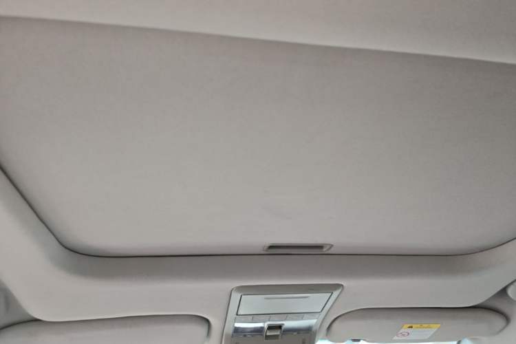Used Chevrolet Captiva 2014 2.4L 4x4 Flagship Edition 7 Seats Headliner