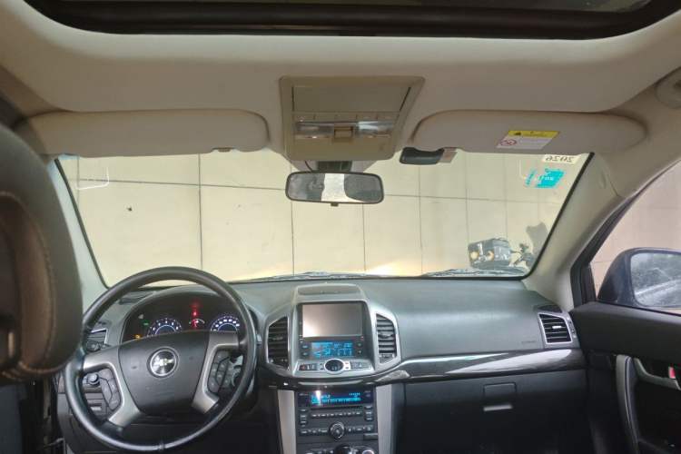 Used Chevrolet Captiva 2014 2.4L 4x4 Flagship Edition 7 Seats Headliner