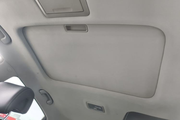 Used Chevrolet Captiva 2014 2.4L 4x4 Flagship Edition 7 Seats Headliner