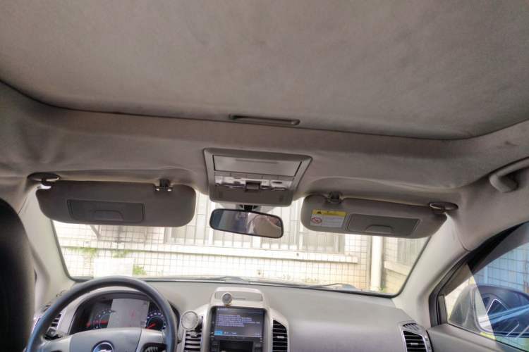 Used Chevrolet Captiva 2014 2.4L Two-Wheel Drive Urban Version 7 Seats Headliner