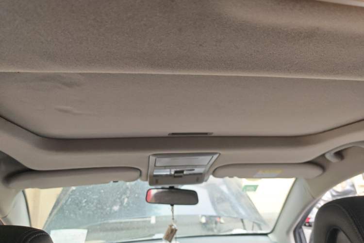 Used Chevrolet Captiva 2014 2.4L 4x4 Flagship Edition 7 Seats Headliner