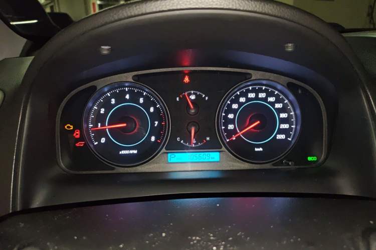 Used Chevrolet Captiva 2014 2.4L Two-Wheel Drive Urban Version 7 Seats Instrument Cluster