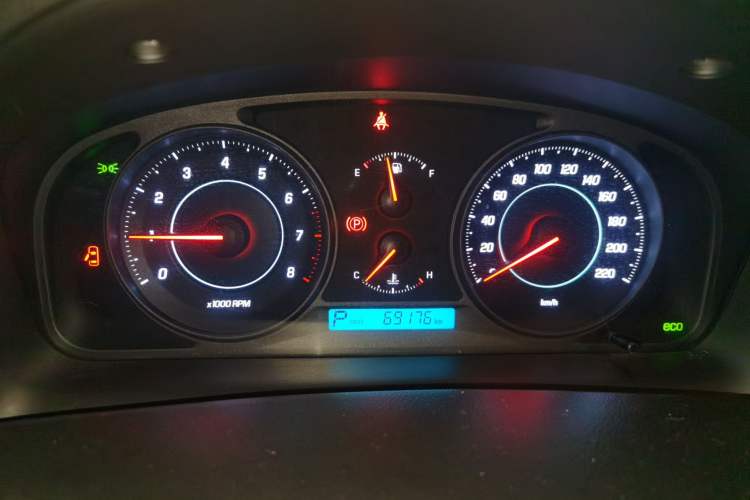 Used Chevrolet Captiva 2014 2.4L 4x4 Flagship Edition 7 Seats Instrument Cluster