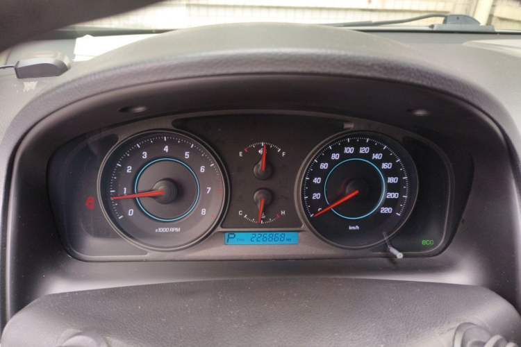 Used Chevrolet Captiva 2014 2.4L Two-Wheel Drive Urban Version 7 Seats Instrument Cluster