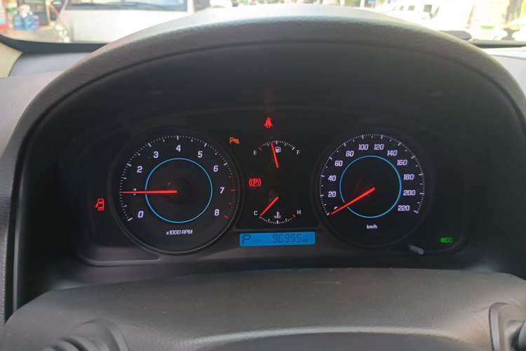 Used Chevrolet Captiva 2014 2.4L Two-Wheel Drive Urban Version 7 Seats Instrument Cluster