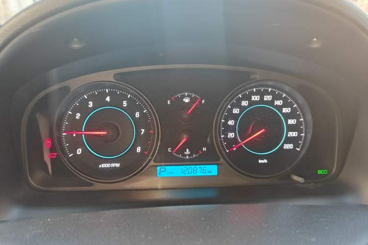 Used Chevrolet Captiva 2014 2.4L Two-Wheel Drive Urban Version 7 Seats Instrument Cluster