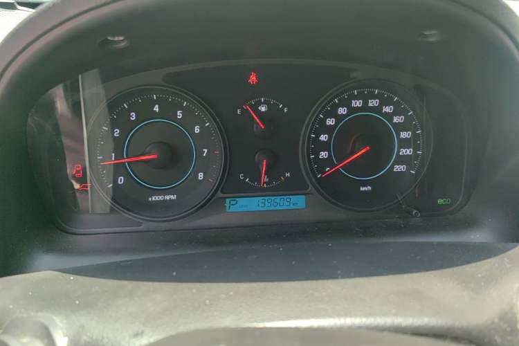 Used Chevrolet Captiva 2014 2.4L Two-Wheel Drive Urban Version 7 Seats Instrument Cluster