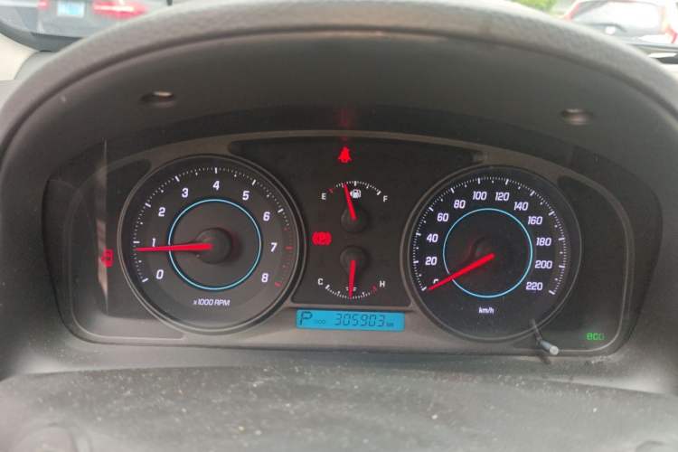 Used Chevrolet Captiva 2014 2.4L Two-Wheel Drive Urban Version 7 Seats Instrument Cluster
