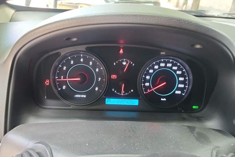 Used Chevrolet Captiva 2014 2.4L Two-Wheel Drive Urban Version 7 Seats Instrument Cluster