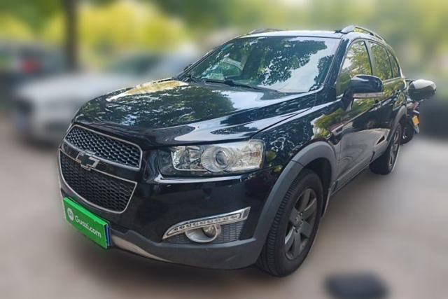 Ojetý Chevrolet Captiva 2014 2.4L 4x4 Luxury Edition 5 Seats