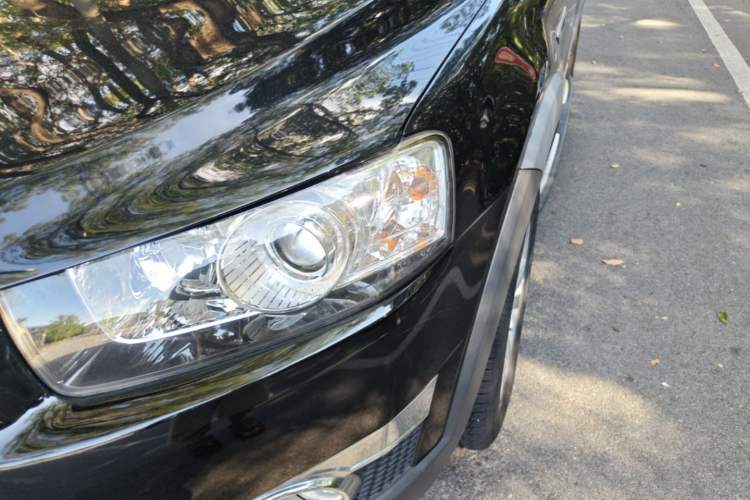 Used Chevrolet Captiva 2014 2.4L 4x4 Flagship Edition 7 Seats Left Front Headlight