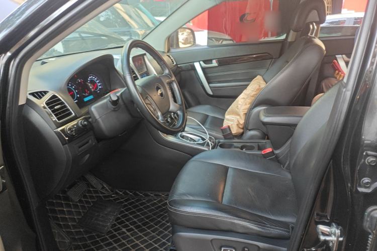 Used Chevrolet Captiva 2014 2.4L 4x4 Flagship Edition 7 Seats Left Front Seat