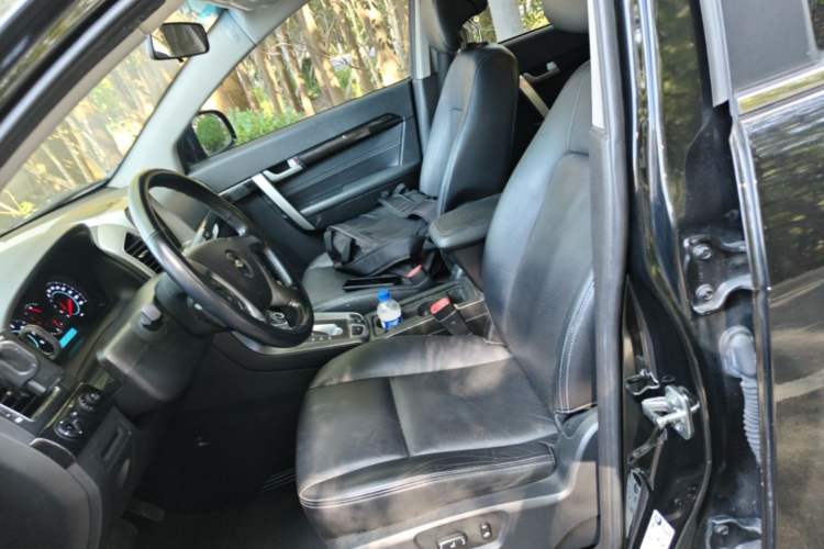 Used Chevrolet Captiva 2014 2.4L 4x4 Flagship Edition 7 Seats Left Front Seat
