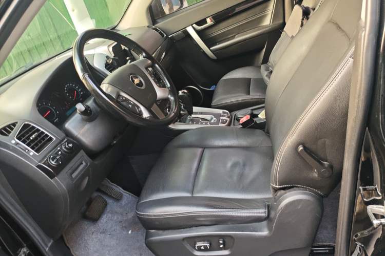 Used Chevrolet Captiva 2014 2.4L 4x4 Flagship Edition 7 Seats Left Front Seat