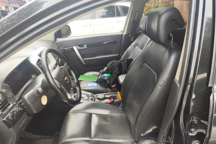 Used Chevrolet Captiva 2014 2.4L 4x4 Flagship Edition 7 Seats Left Front Seat