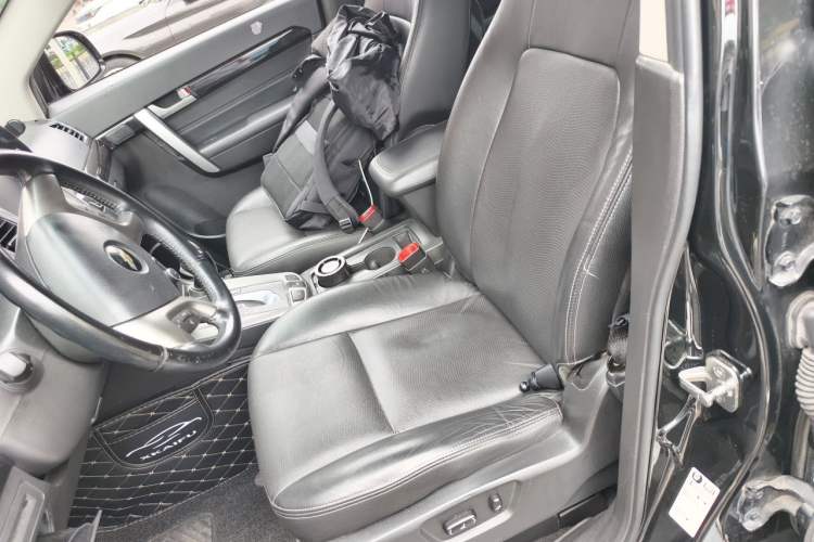 Used Chevrolet Captiva 2014 2.4L 4x4 Flagship Edition 7 Seats Left Front Seat