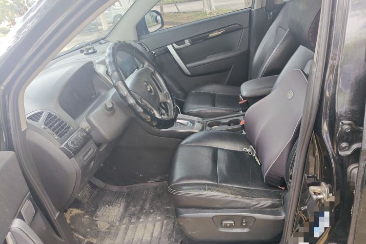 Used Chevrolet Captiva 2014 2.4L Two-Wheel Drive Urban Version 7 Seats Left Front Seat