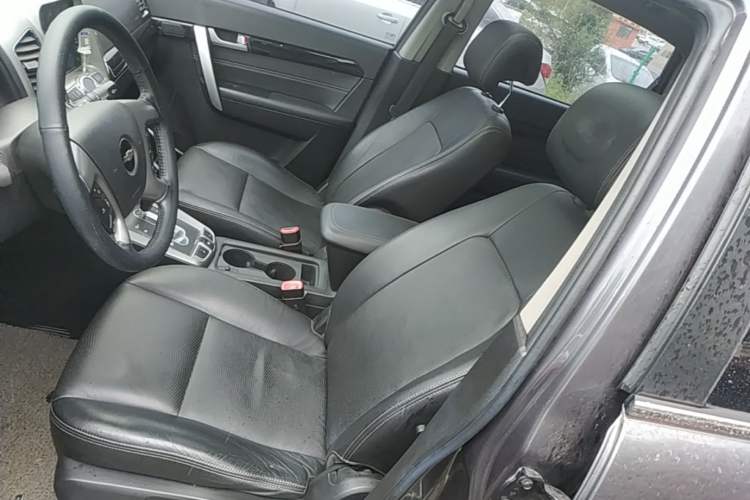 Used Chevrolet Captiva 2014 2.4L 4x4 Flagship Edition 7 Seats Left Front Seat