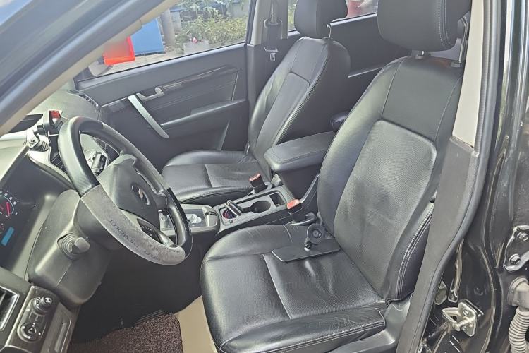 Used Chevrolet Captiva 2014 2.4L Two-Wheel Drive Urban Version 7 Seats Left Front Seat