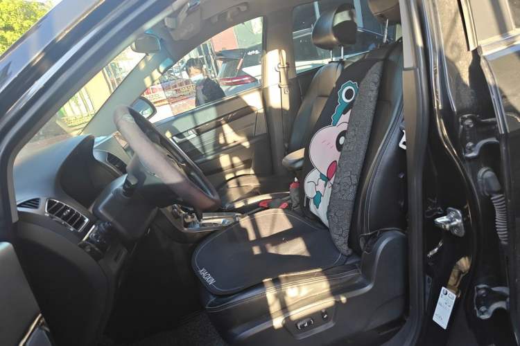 Used Chevrolet Captiva 2014 2.4L Two-Wheel Drive Urban Version 7 Seats Left Front Seat