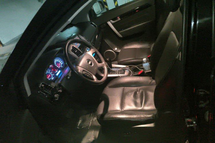Used Chevrolet Captiva 2014 2.4L Two-Wheel Drive Urban Version 7 Seats Left Front Seat