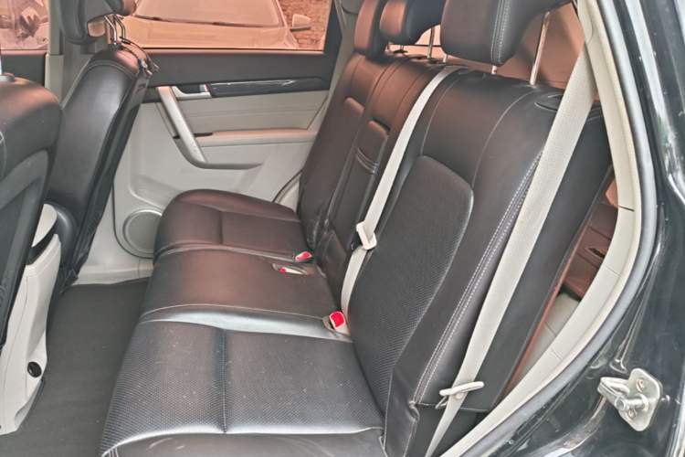 Used Chevrolet Captiva 2014 2.4L Two-Wheel Drive City Edition 5 Seats Left Rear Seat