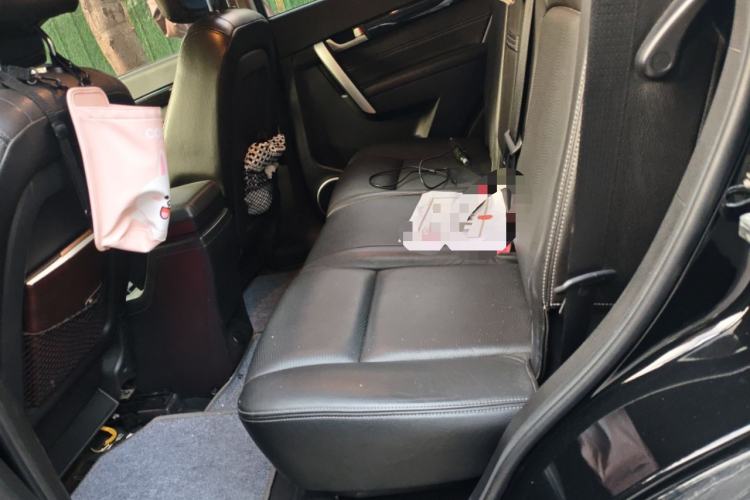 Used Chevrolet Captiva 2014 2.4L 4x4 Flagship Edition 7 Seats Left Rear Seat