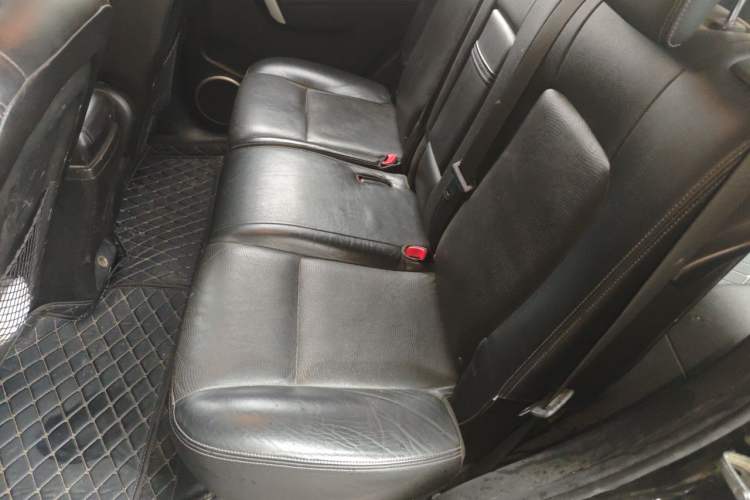 Used Chevrolet Captiva 2014 2.4L 4x4 Flagship Edition 7 Seats Left Rear Seat
